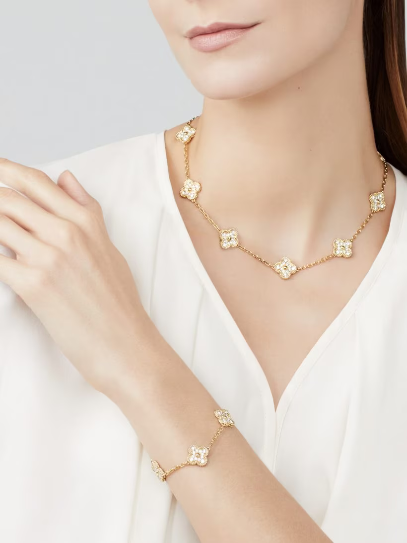 LAVISH CLOVER NECKLACE 10 MOTIFS - GOLD