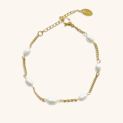 Coralie Freshwater Pearl Bracelet