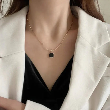 ONYX NECKLACE